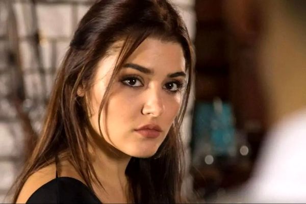 جواهرات شگفت‌انگیز هانده ارچل که ذهن‌تان را احاطه می‌کند! + عکس