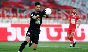 گوهری گلر پرسپولیس مقابل هوادار ؟