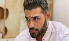 علاقه عجیب سام اصغری به رضا عطاران! +فیلم