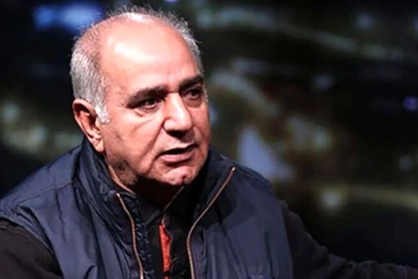 راز جوانی «پرویز پرستویی»؛ تصویری ناب از 26 سالگی در پشت‌صحنۀ تئاتر!