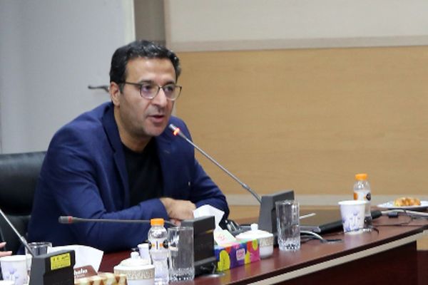 صنعت خودرو چرا قربانی می‌شود؟