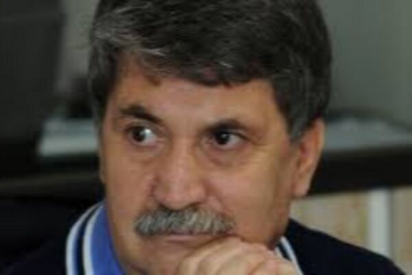 مردم هیجانی بدمصرف حرف گوش نکن