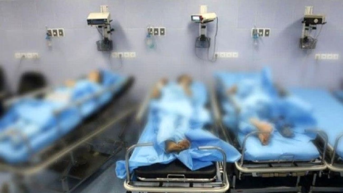ادامه گازگرفتگی های سریالی دانش آموزان در مدارس / آمار دانش آموزان مسموم شده تنها در قم به 200 نفر رسید/ اکثرا دختر!