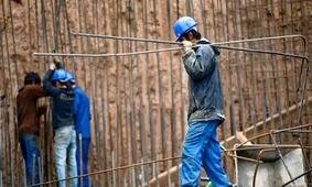 خبر خوش برای کارگران؛ بازگشت امید به زندگی با تصمیم جدید دولت!