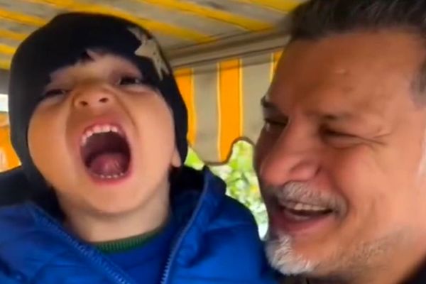 علی دایی و پسر بچه بامزه؛ جمله شوکه‌کننده او: «عین بابات دیوونه‌ای!» + فیلم