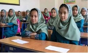 چگونه اتباع در مدارس ثبت‌نام می‌شوند؟ بررسی قوانین و سهمیه‌ها + فیلم