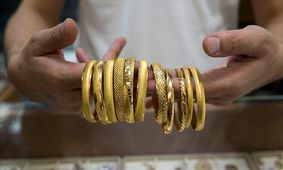 قیمت طلا ۱۰ مهر ۱۴۰۲ / انواع سکه و طلای ۱۸ عیار چند شد؟ + فیلم