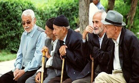 وام 100.000.000 تومانی با کارمزد 4 درصد برای بازنشستگان
