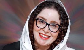 وقتی ژاله صامتی و دخترش با حرکاتشان روی صحنه غوغا به پا کردند! + فیلم