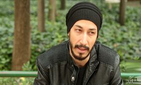 تیپ شگفت‌انگیز بهرام افشاری در شب عروسیش!