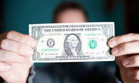 قیمت دلار امروز یکشنبه ۱۹ مرداد ۱۴۰۴ 