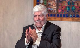 محمد هاشمی:ناچار هستیم سیاست «نه جنگ، نه صلح» را دنبال کنیم