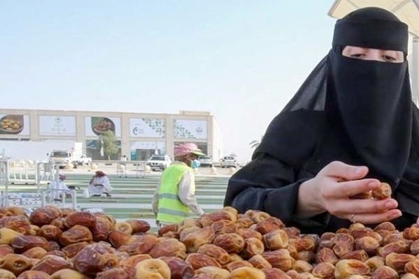 فرصت اقتصادی بزرگ برای ایرانیان، اما موانع سیاسی سد راه شده‌اند