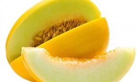 شگفتی در بازار کاشان؛ خربزه‌های ۲۵ کیلویی +تصاویر