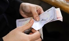  مبلغ یارانه معیشتی سال ۱۴۰۳ تعیین شد / این افراد سه برابر یارانه می گیرند !
