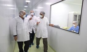 افتتاح کارخانه دانش‌بنیان تجهیزات پزشکی و راه‌اندازی خطوط تولید شیت شریانی و کتتر آنژیوگرافی