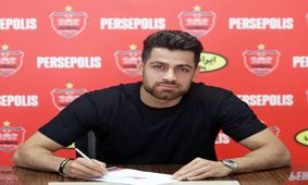 فیلم / گریه‌های بی‌امان مرتضی پورعلی گنجی به‌خاطر زندگی سخت مادرش در شالیزار !