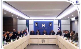 نشست اعضای کمیسیون اقتصادی مجلس با مدیرعامل و مدیران ارشد بانک صادرات ایران برگزار شد/ تقدیر نمایندگان مجلس از روند اصلاحات و ارتقای خدمات در بانک صادرات ایران