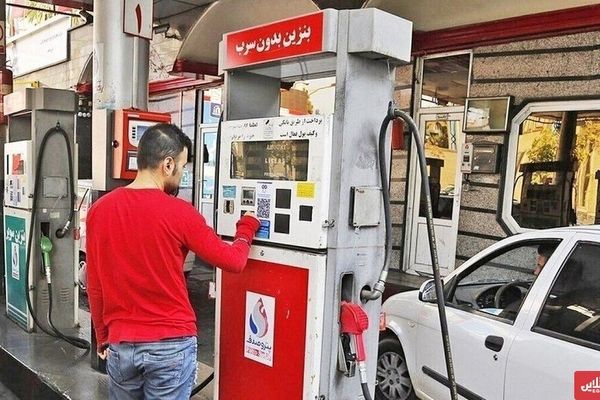 طرح سه‌نرخی بنزین مقدمه گرانی‌های بیشتر است / با مردم صادق باشید،بگویید می‌خواهید قیمت را افزایش دهید