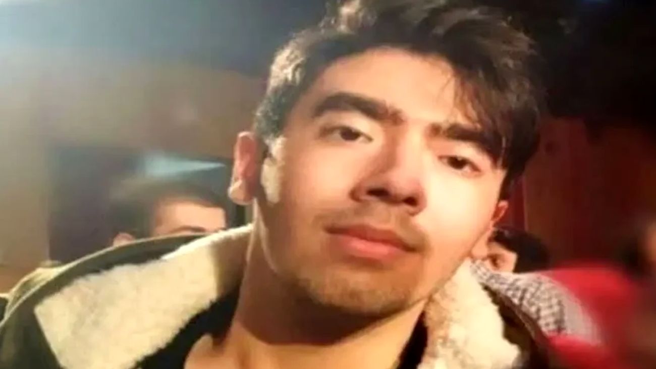 تشییع پیکر امیرمحمد خالقی در روستای درمیان خراسانجنوبی + فیلم