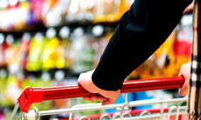 کالاهای اساسی گران شدند/ جیب‌هایمان آماده باشد!