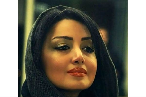 راز گوشه دنج خانه شیلا خداداد؛ تابلوهای هنری و قاب‌های خانوادگی حیرت‌انگیز!