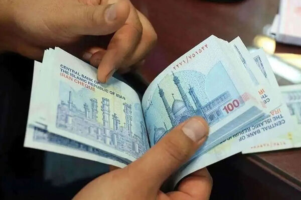 بریز و بپاش دولت به حساب این دسته از کارمندان / مشمولان چه کسانی هستند ؟!