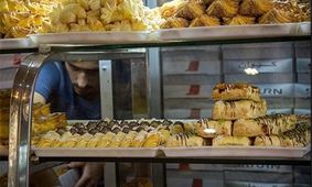 قیمت شیرینی از کنترل خارج شد! پشت پرده گرانی‌ در قنادی‌ها