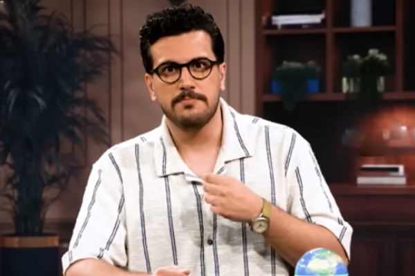 امیرحسین قیاسی افشا کرد/ دوست دارم به حسن ریوندی مشت بزنم! +فیلم