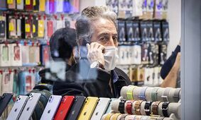 تعرفه واردات موبایل ۱۵ تا ۳۰ درصد شد
