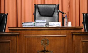 یک نماینده سابق و یک نماینده فعلی مجلس به حبس تعلیقی محکوم شدند