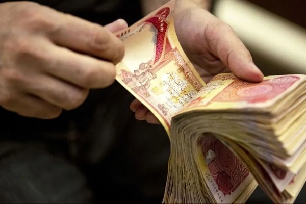 قیمت دینار عراق امروز دوشنبه 15 دی 1404