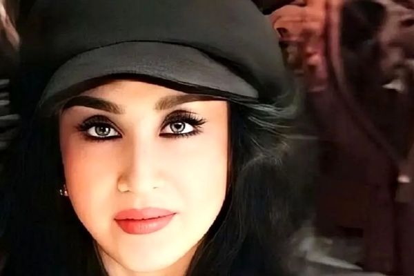 ژست عاشقانه فراموش‌نشدنی «حمیرا» و «پرویز یاحقی»؛ سفری به گذشته!