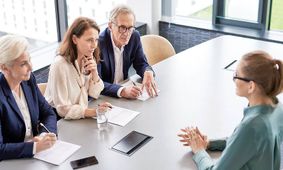 آیا حقوق کارمندان دولت ۴۵ درصد افزایش می‌یابد؟