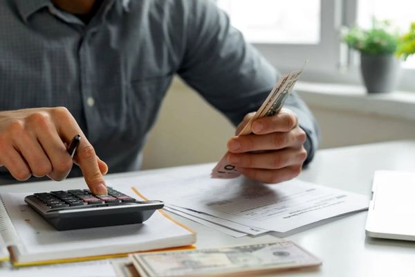 آخرین امید خانه‌دار شدن کارمندان به باد رفت!