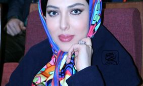 لوکس‌ترین تفریحات لیلا اوتادی در کیش؛ چتربازی با چشم‌انداز خلیج فارس!