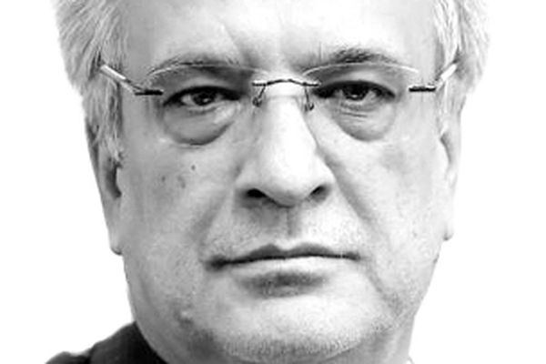 بورس پس از بازگشت تحریم‌ها