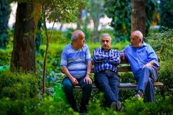 بازنشستگان بخوانند / شرط مهم تأمین اجتماعی برای واریز وام ۶۰ میلیونی اعلام شد