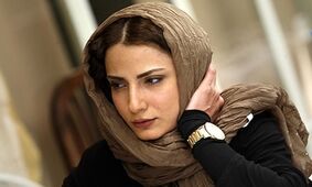 پوشش دردسرساز سمیرا حسن پور در مکان عمومی 