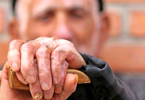 
افزایش حقوق بازنشستگان لشکری و نیرو‌های مسلح قطعی شد
