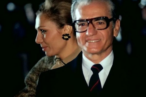 کشف رازهای گذشته: محمدرضا پهلوی در لباس نظامی در سال 1306؛ سفری در زمان