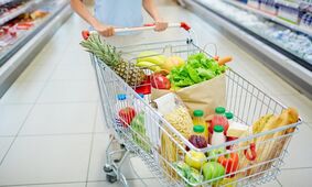 سفره های کارگران خالی تر از همیشه / گرانی و کاهش قدرت خرید مردم؛ سبد معیشتِ تهرانی‌ها بیش از ۲۳ میلیون تومان 
