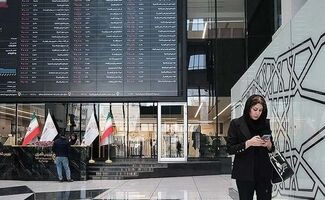 شاخص کل بورس رکورد شکست؛ هم‌وزن منفی ماند