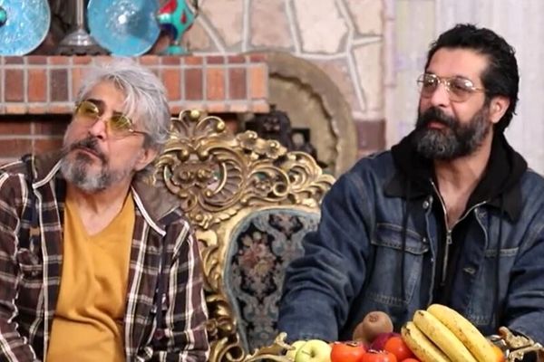 تعجب کامران تفتی از زندگی لوکس فیروز کریمی در شام ایرانی! خانه‌ای مثل کاخ و دستپختی بس عجیب!