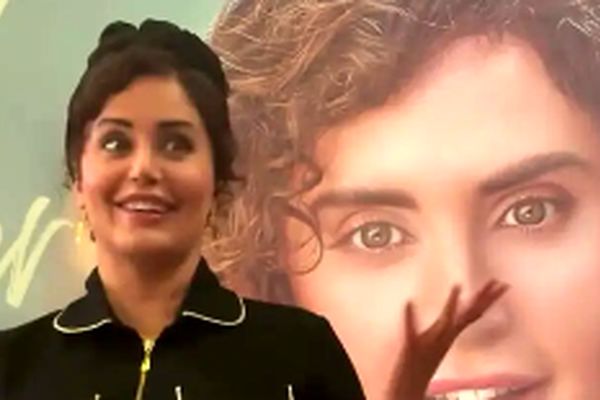 استایل جنجالی الناز شاکردوست در کنار صدف اسپهبدی در مراسم «گوزن‌های اتوبان»