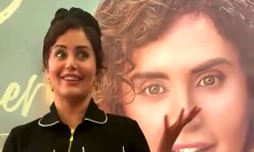 استایل جنجالی الناز شاکردوست در کنار صدف اسپهبدی در مراسم «گوزن‌های اتوبان»