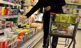 آخرین قیمت گوشت، برنج، حبوبات و لبنیات؛ آیا کالاهای اساسی گران‌تر شده‌اند؟