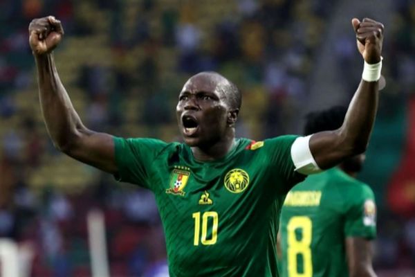 مهاجم جنجالی مدنظر استقلال و پرسپولیس، راهی فوتبال آذربایجان شد!