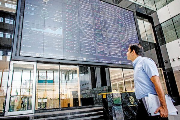 آیا بحران‌های سیاسی و اقتصادی بورس را به چالش کشیده‌اند؟