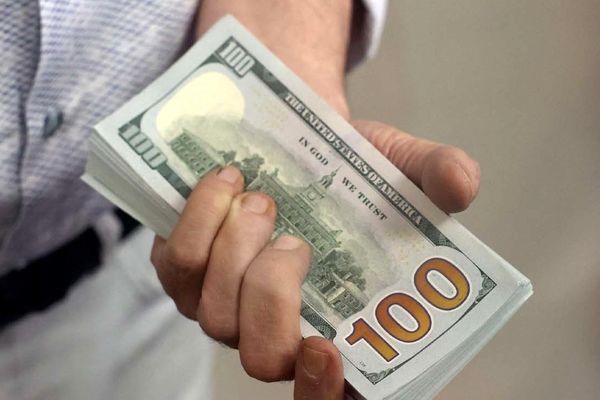 قیمت دلار در بازار غیر رسمی چند؟ 